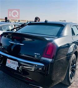کرایسلەر 300